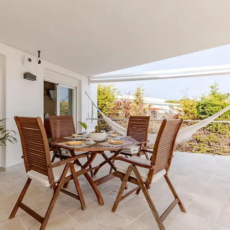 Ca Nostra Menorca 산트 유이스